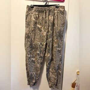 Aeropostale Men's Camouflage Joggers - Brown and Gray